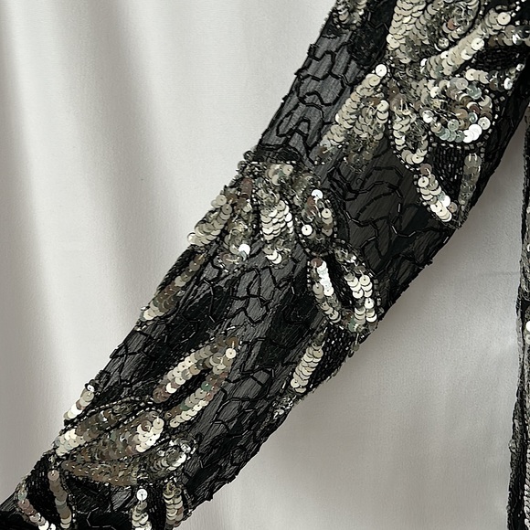 Sweelo Vtg Black/Silver Sequins Beaded Long Sleeve Silk Jacket Coat **Sz M**🌺🌺 - Picture 5 of 6
